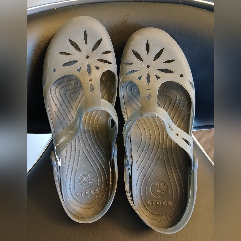 Croc Carlie Clogs- Size 10